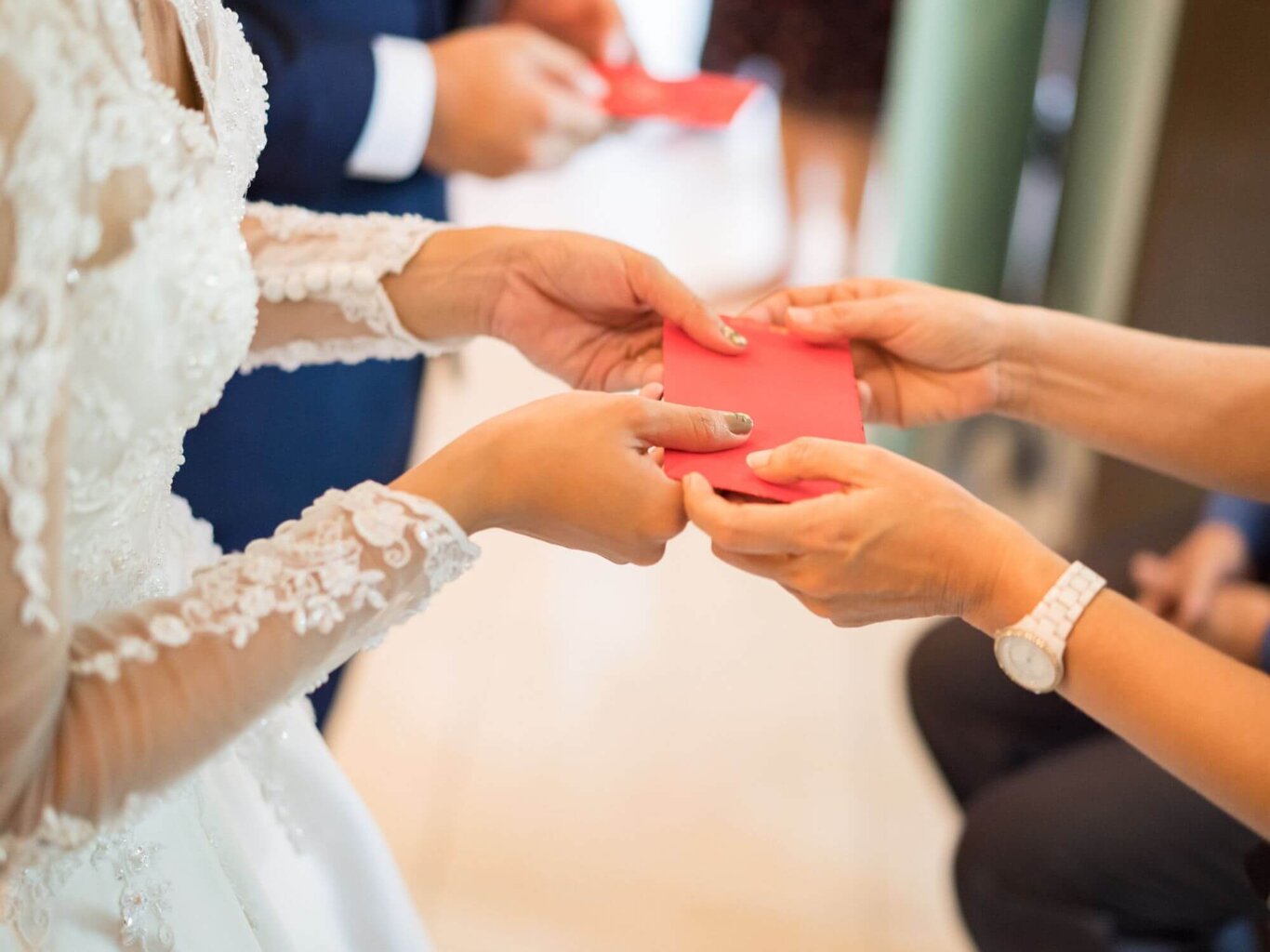 Wie viel Geld schenkt man zur Hochzeit?